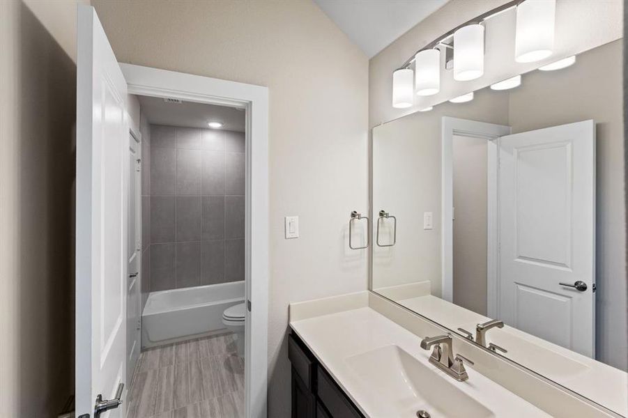 Furnished interior view inside a new home in , Cedar Hill (Image 29). Furnished interior view inside a new home in , Cedar Hill (Image 29).