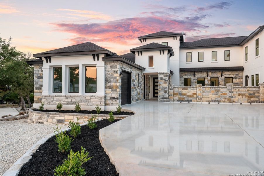 Front exterior of a new home in , New Braunfels, TX, highlighting curb appeal (Image 25).