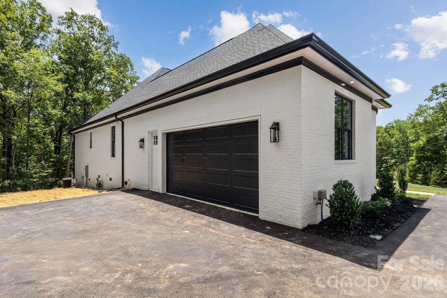 Image 45 of a home in .