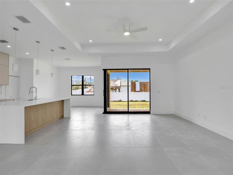 Spacious, unfurnished interior of a new home in , Port Charlotte (Image 36).