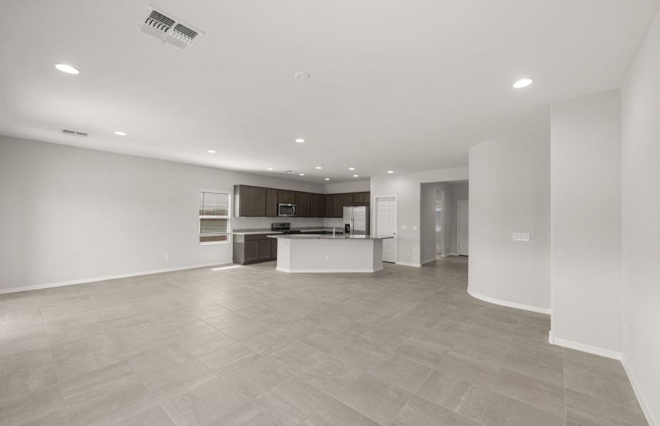Spacious, unfurnished interior of a new home in El Cidro, Goodyear (Image 15). Spacious, unfurnished interior of a new home in El Cidro, Goodyear (Image 15).