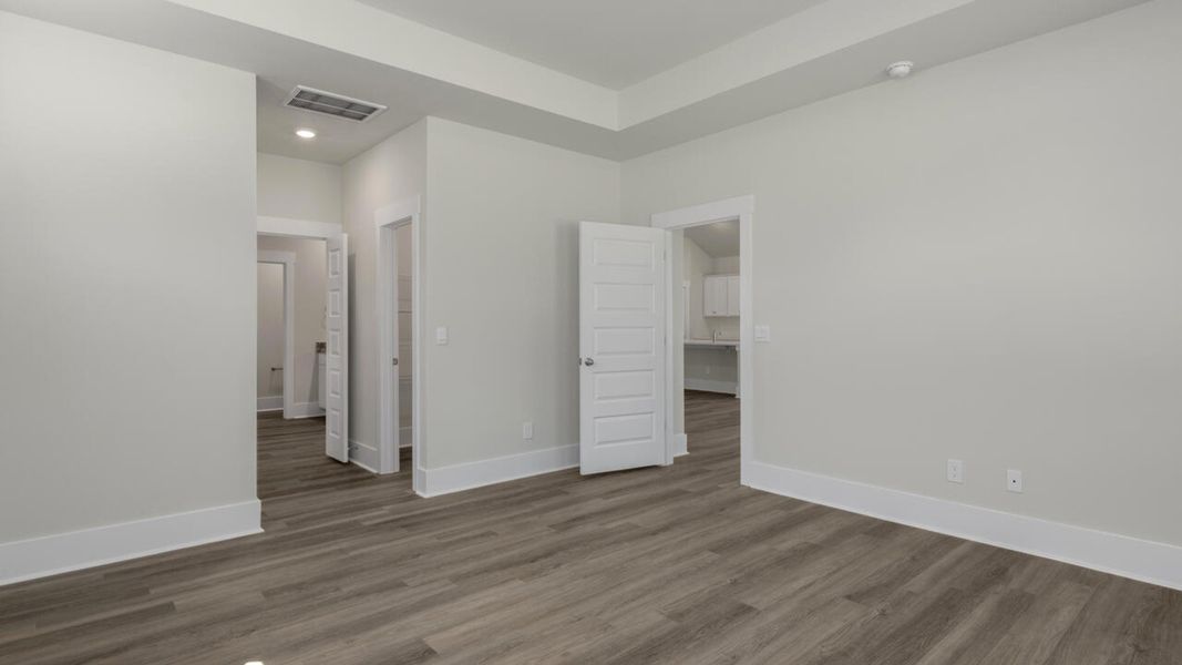 Spacious, unfurnished interior of a new home in The Haven at Indigo Preserve, Leland (Image 19).