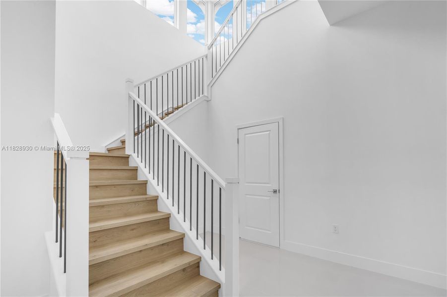 Image 55 of a home in .