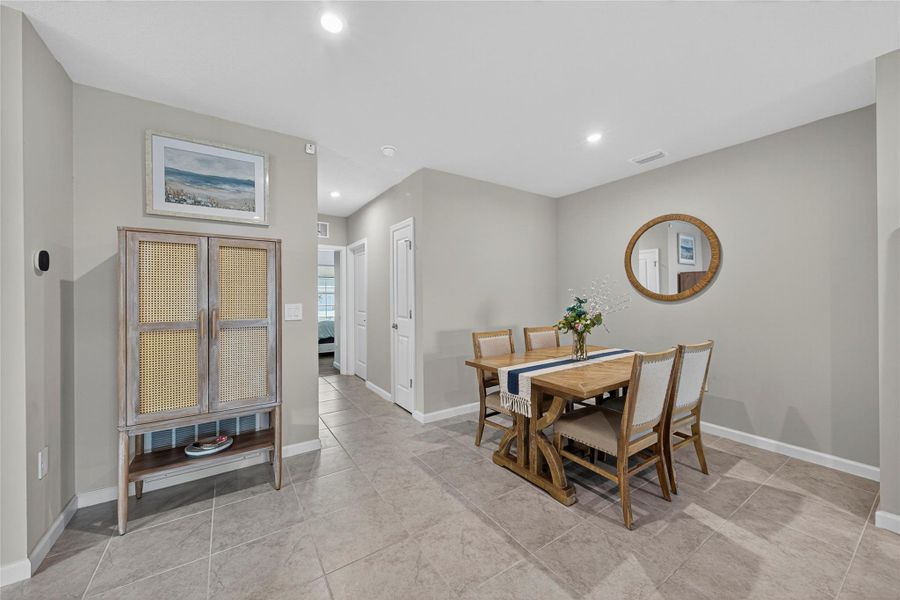 Furnished interior view inside a new home in , Port St. Lucie (Image 13).