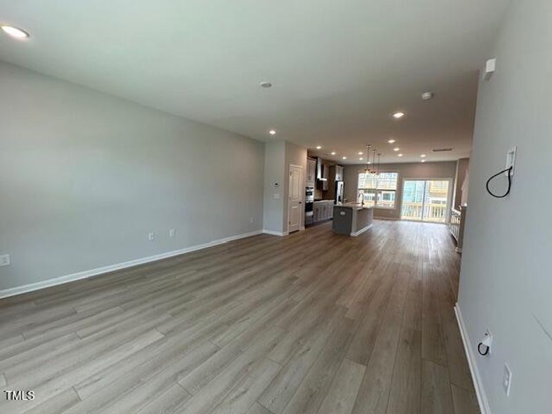 FST 632 living FST 632 living