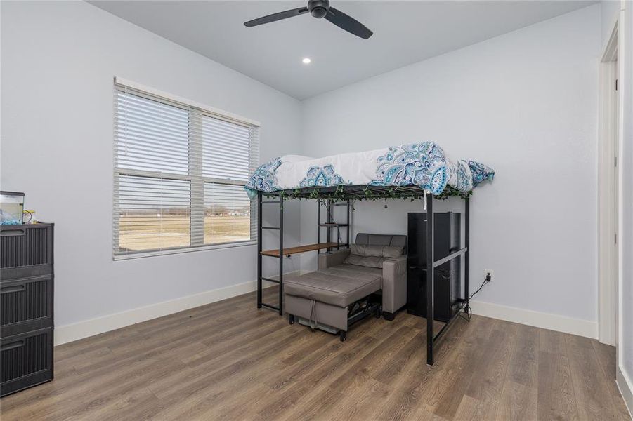 Furnished interior view inside a new home in , Gainesville (Image 7).