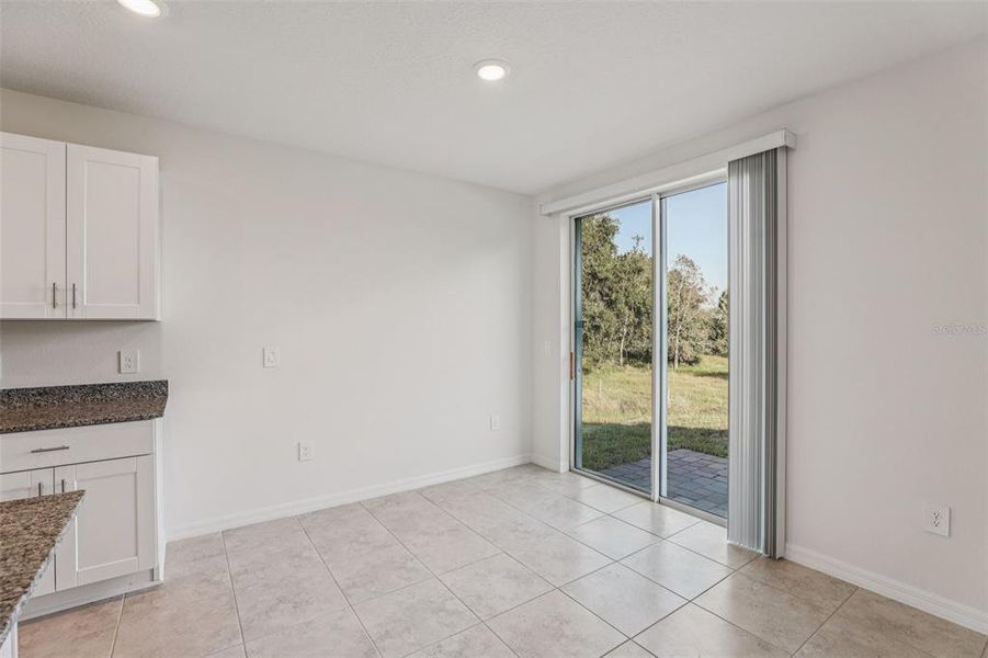 Spacious, unfurnished interior of a new home in Bradbury Creek - Signature Series, Haines City (Image 35).