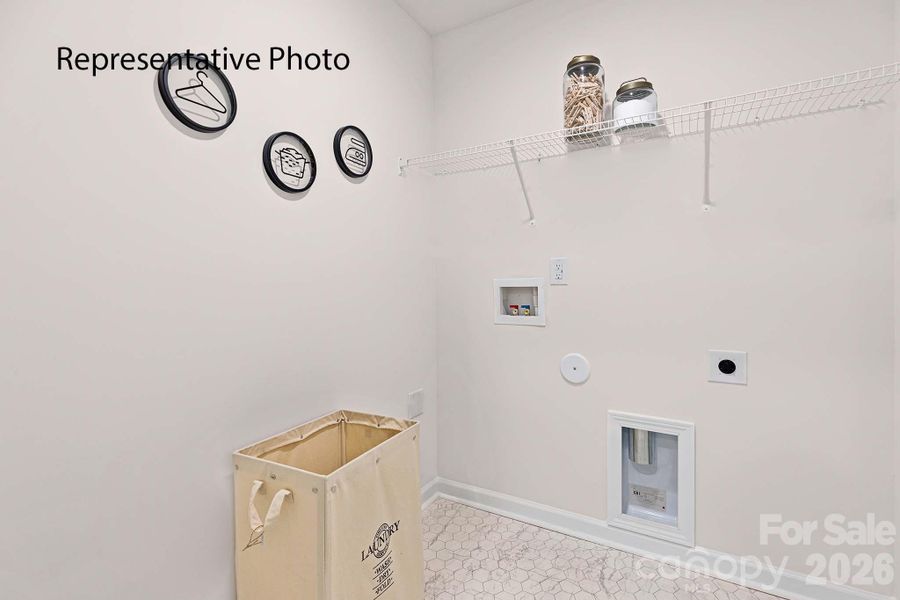 Spacious, unfurnished interior of a new home in Villages of Maiden, Maiden (Image 17).