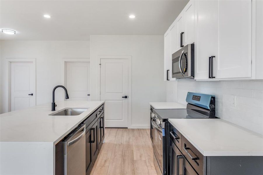 Furnished interior view inside a new home in , Dallas (Image 5).