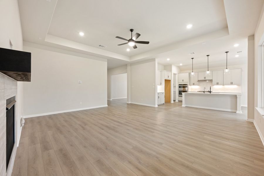 Representative unfurnished interior of a home built from the Carolina by Ashton Woods in The Estates at La Cima, San Marcos (Image 34). Representative unfurnished interior of a home built from the Carolina by Ashton Woods in The Estates at La Cima, San Marcos (Image 34).