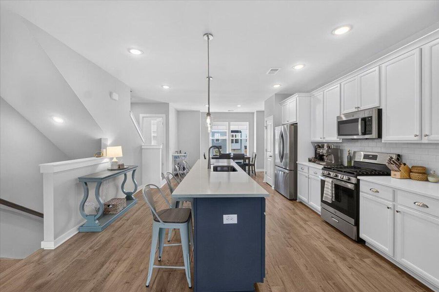 Furnished interior view inside a new home in , Hanahan (Image 13).