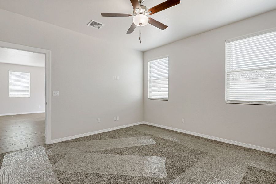 Representative unfurnished interior of a home built from the Desert Willow by View Homes in Paseos Del Este, Horizon City (Image 38). Representative unfurnished interior of a home built from the Desert Willow by View Homes in Paseos Del Este, Horizon City (Image 38).