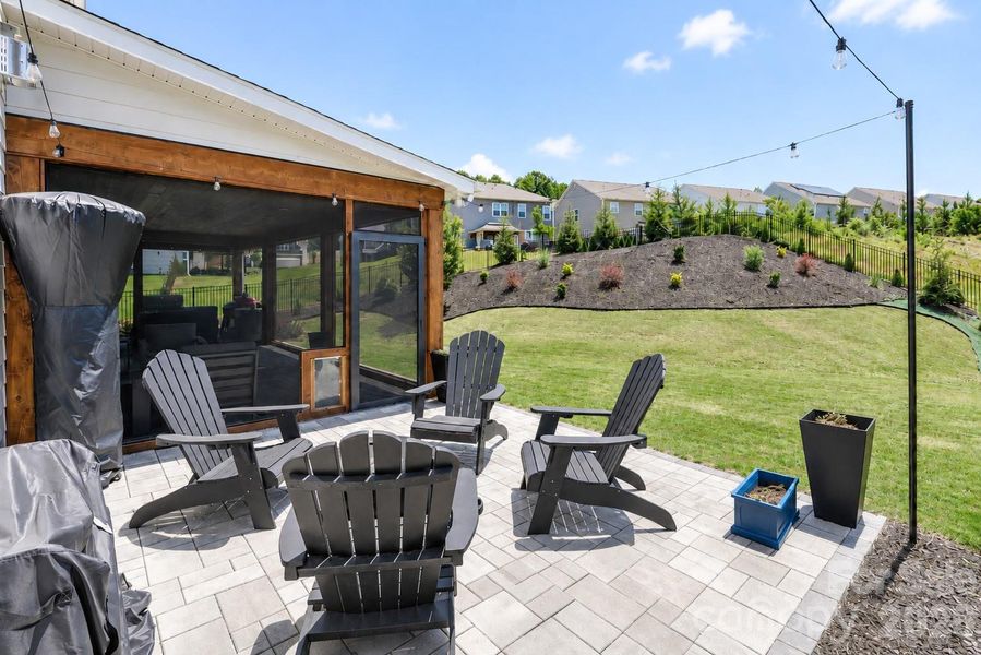 Image 46 of a home in Falls Cove.