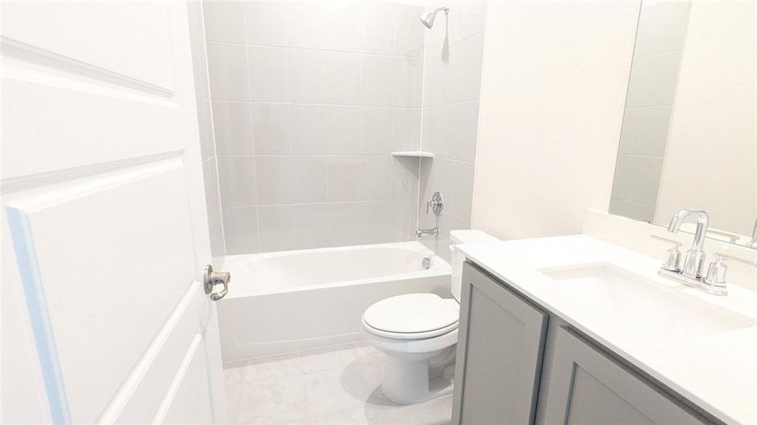 Furnished interior view inside a new home in Trailstone, Caddo Mills (Image 5). Furnished interior view inside a new home in Trailstone, Caddo Mills (Image 5).