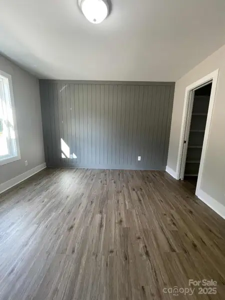 Spacious, unfurnished interior of a new home in , Lawndale (Image 7).