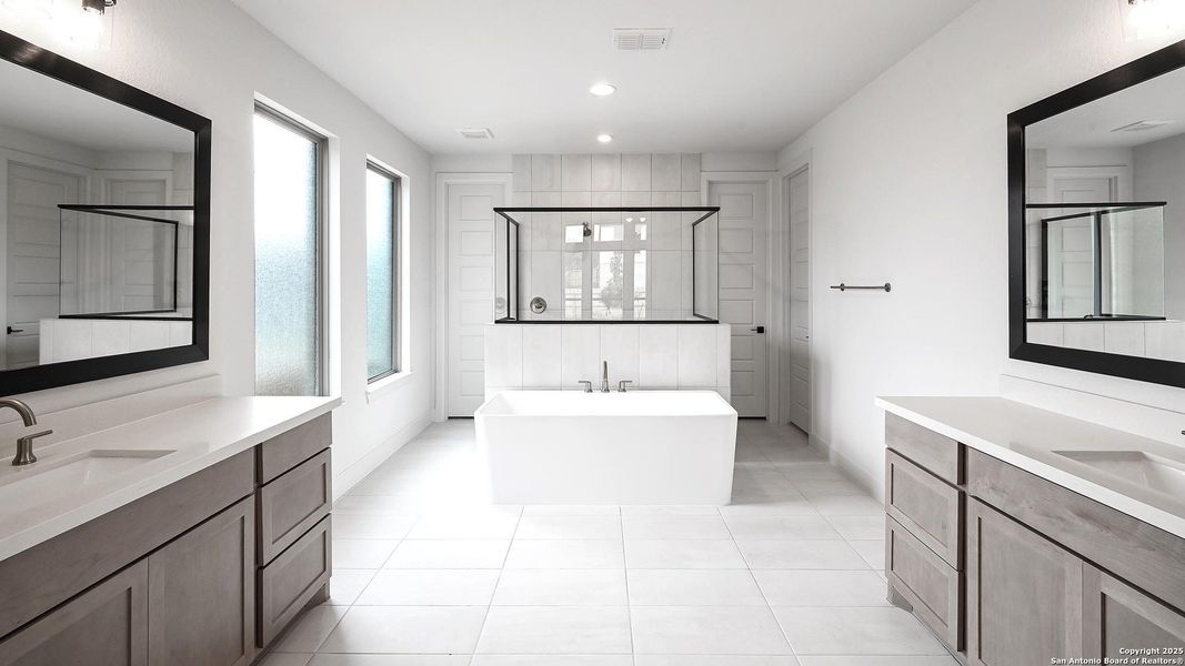 Furnished interior view inside a new home in Kinder Ranch 70', San Antonio (Image 7). Furnished interior view inside a new home in Kinder Ranch 70', San Antonio (Image 7).