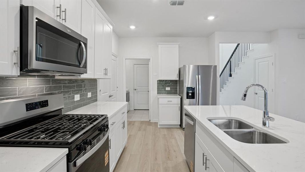 Furnished interior view inside a new home in Eastridge - Spring Series, McKinney (Image 15). Furnished interior view inside a new home in Eastridge - Spring Series, McKinney (Image 15).