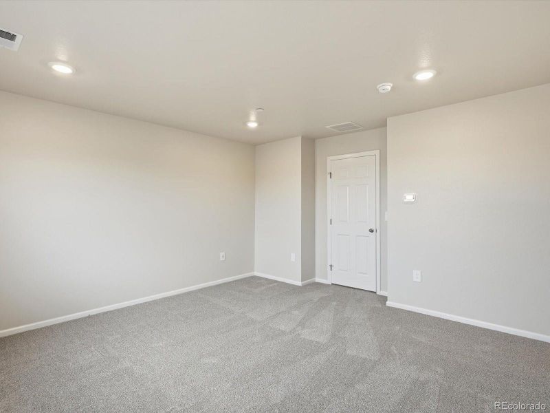 Spacious, unfurnished interior of a new home in , Windsor (Image 23).