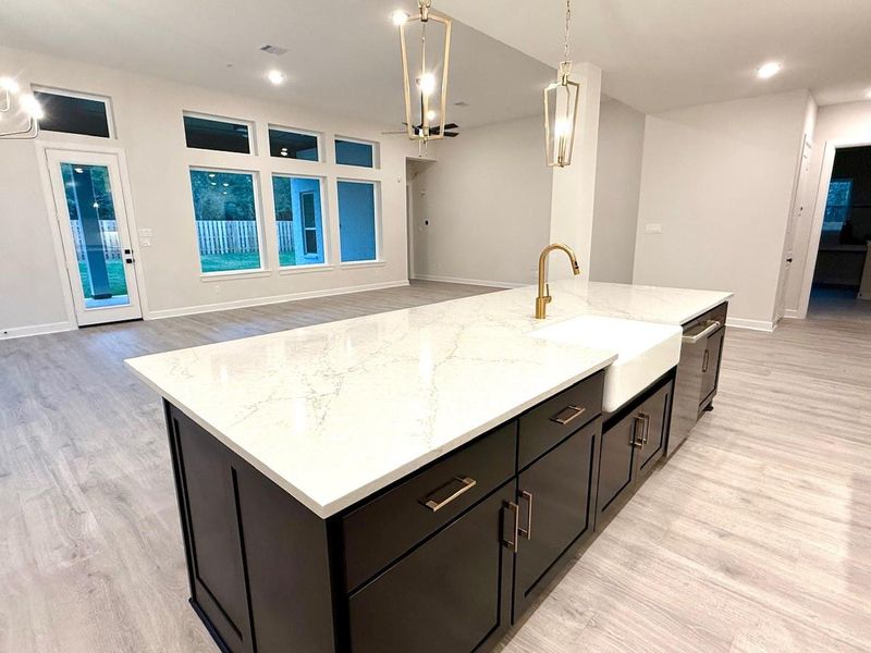 HUGE island/breakfast bar with apron front Kohler sink! HUGE island/breakfast bar with apron front Kohler sink!