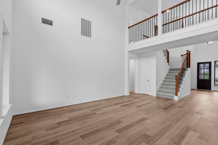 Spacious, unfurnished interior of a new home in Bridgeland, Cypress (Image 20). Spacious, unfurnished interior of a new home in Bridgeland, Cypress (Image 20).