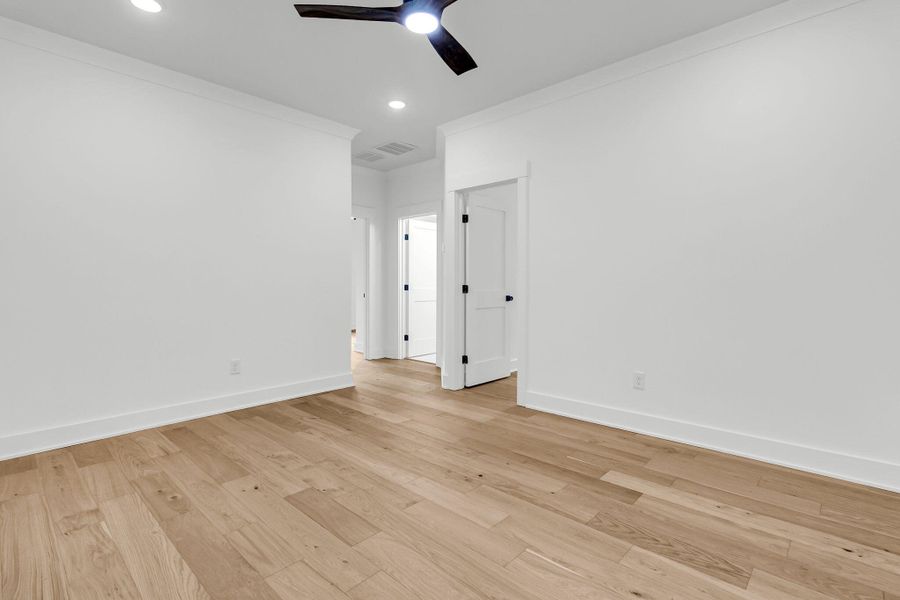 Spacious, unfurnished interior of a new home in , Charleston (Image 45). Spacious, unfurnished interior of a new home in , Charleston (Image 45).