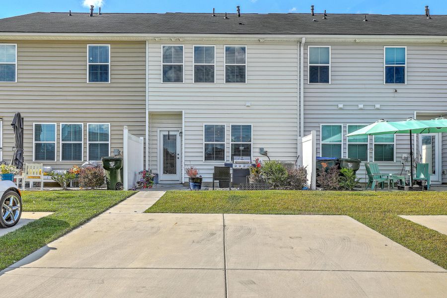 Front exterior of a new home in , Summerville, SC, highlighting curb appeal (Image 21).