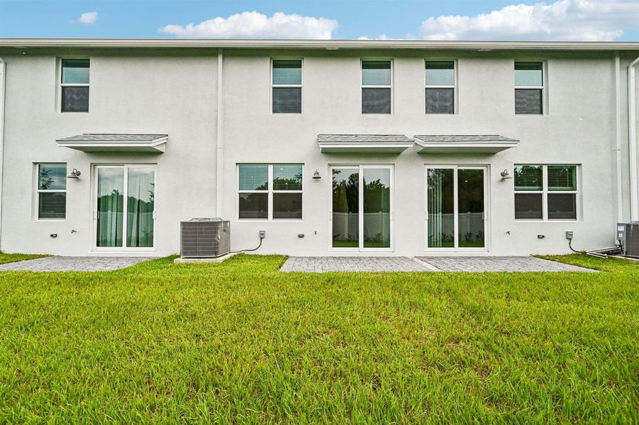 646 Salisbury Cir- (30)