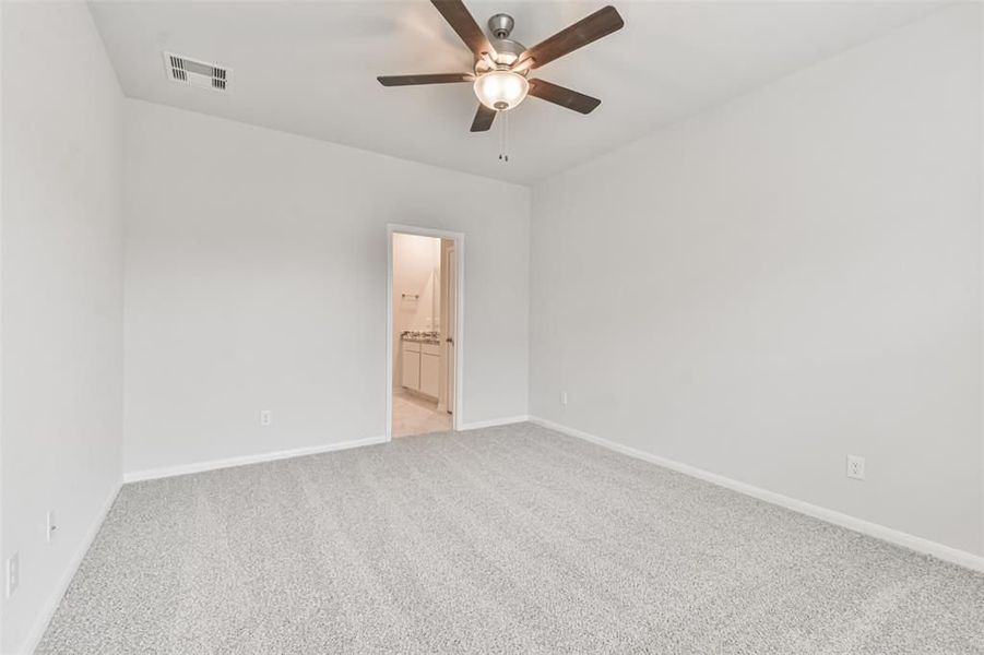 Spacious, unfurnished interior of a new home in Lakes at Black Oak, Magnolia (Image 50).