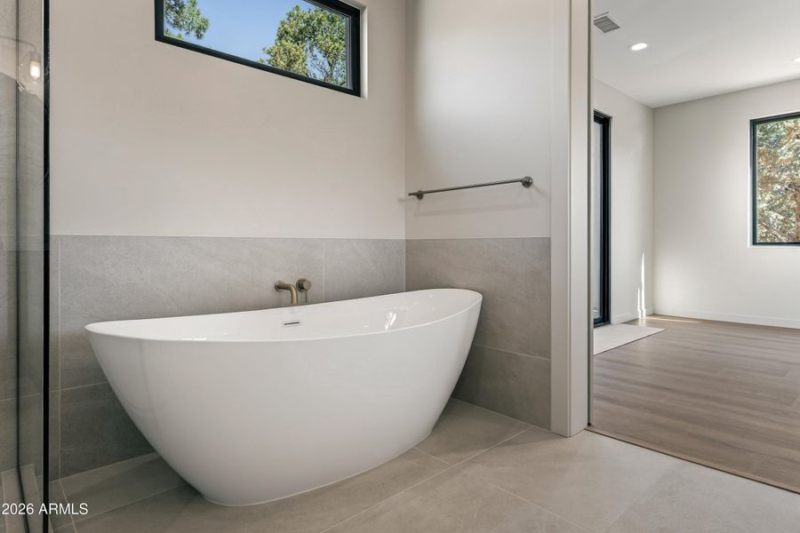 Vessel Soaking Tub
