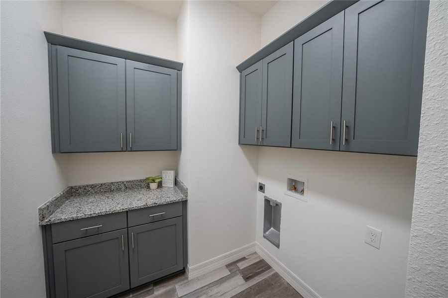 Furnished interior view inside a new home in , Ocala (Image 12).