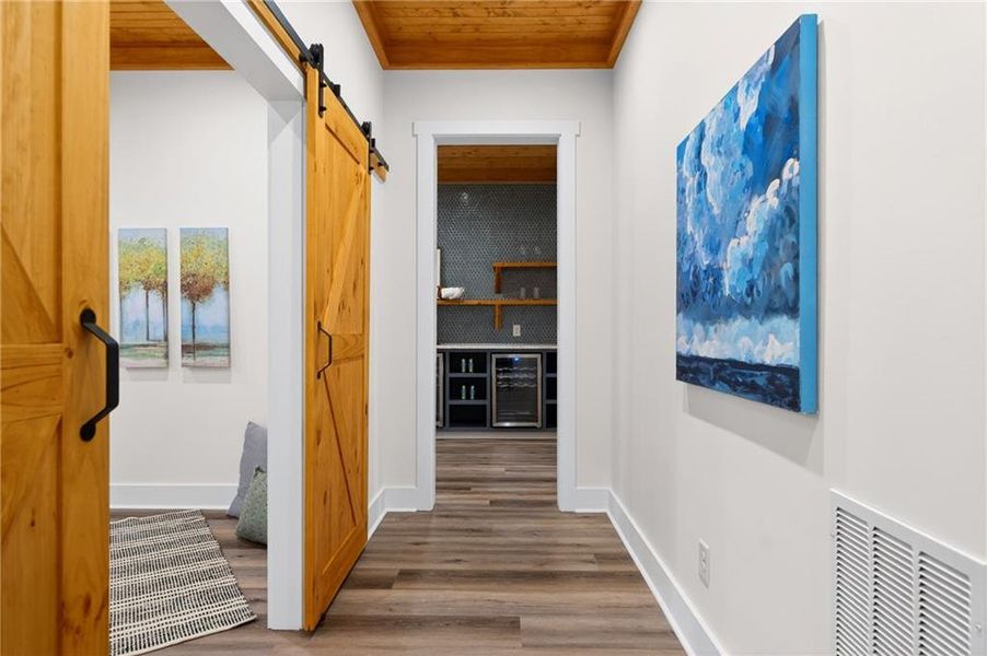 Spacious, unfurnished interior of a new home in , Dahlonega (Image 66).