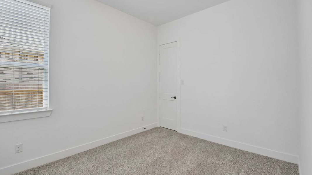 Spacious, unfurnished interior of a new home in Artavia, Conroe (Image 39).