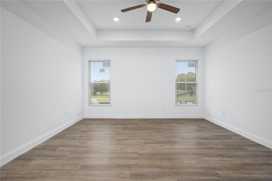 Spacious, unfurnished interior of a new home in , Sanford (Image 17).