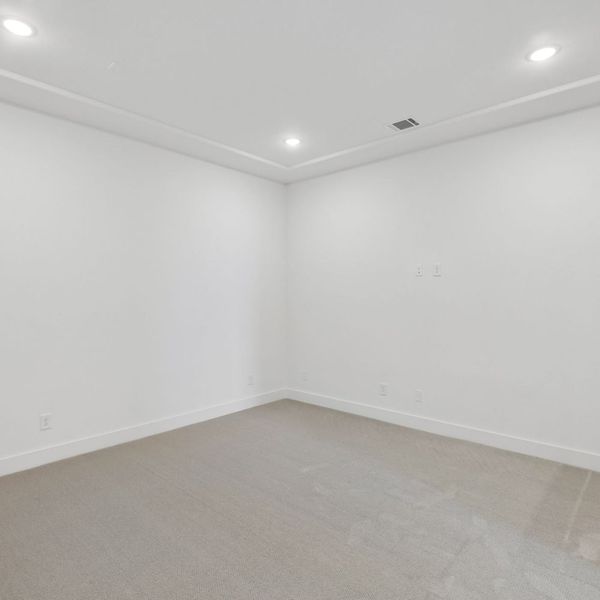 Spacious, unfurnished interior of a new home in The Parks at Wilson Creek, Celina (Image 65).