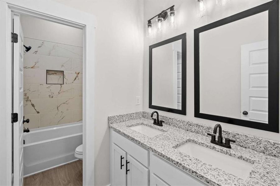 Furnished interior view inside a new home in , Temple (Image 13).