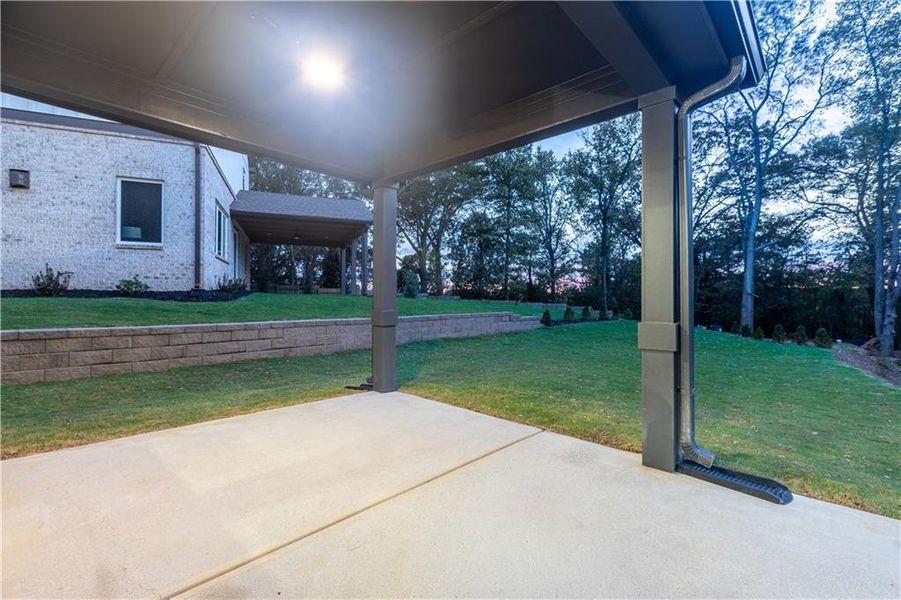 Exterior details and patio area of a home in , Lawrenceville (Image 3).