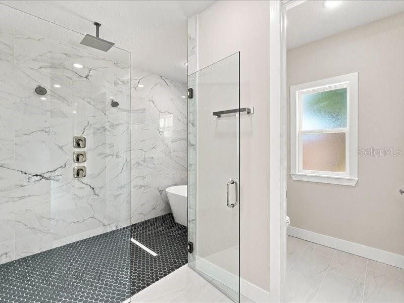 Furnished interior view inside a new home in , Winter Haven (Image 18).