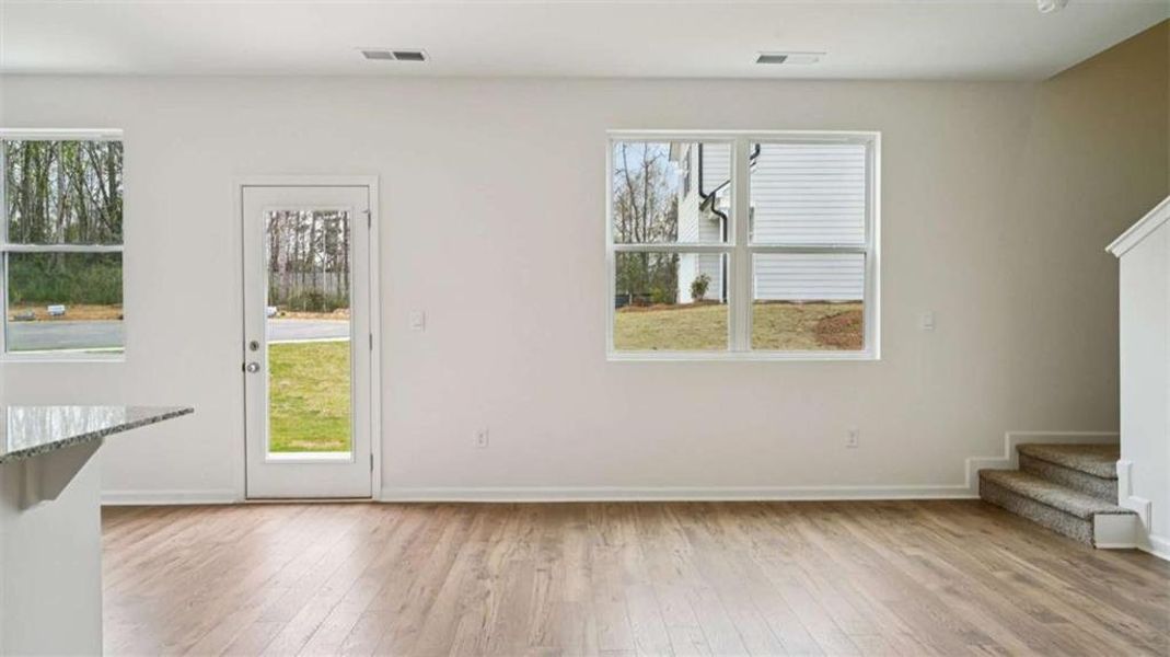Spacious, unfurnished interior of a new home in Sherwood Manor, College Park (Image 27).