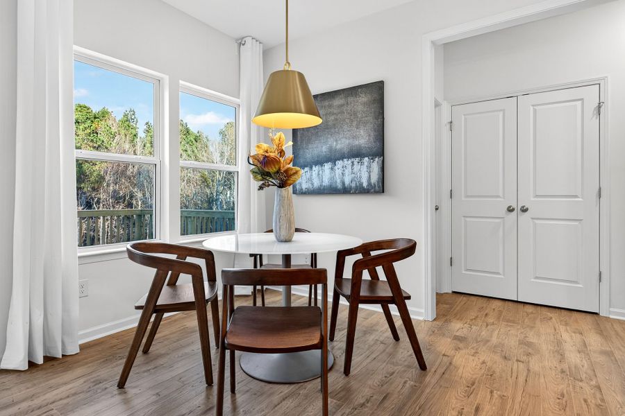 Furnished interior view inside a new home in Edgewater - Lakeview Point, Lancaster (Image 5). Furnished interior view inside a new home in Edgewater - Lakeview Point, Lancaster (Image 5).