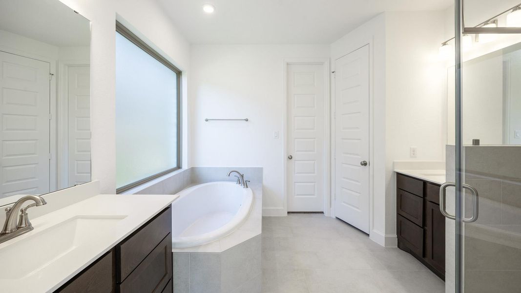 Furnished interior view inside a new home in Parmer Ranch 50', Georgetown (Image 7).