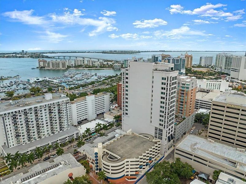 Condo located in Sarasota, FL showcasing its design and architecture (Image 28). Condo located in Sarasota, FL showcasing its design and architecture (Image 28).