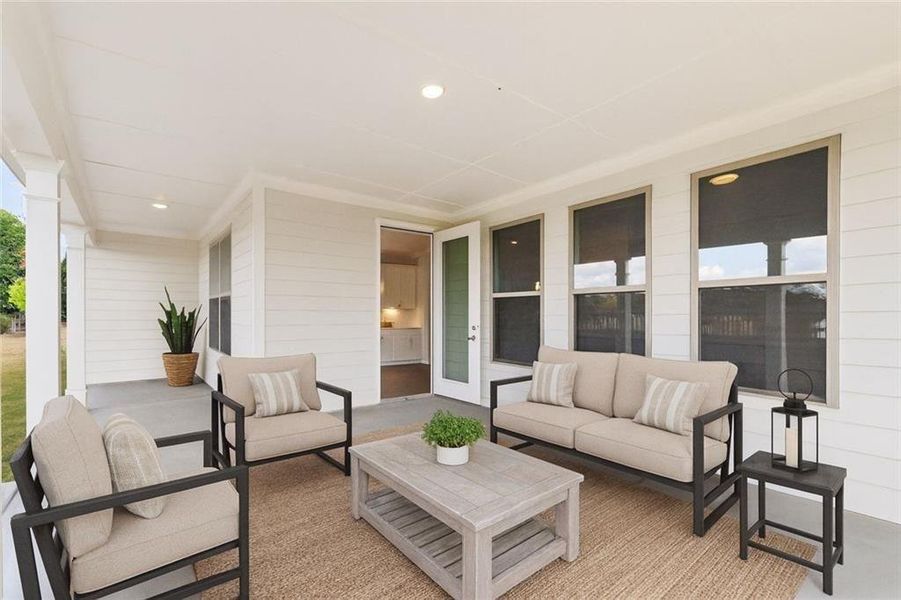 Exterior details and patio area of a home in Soleil Summit Chase, Snellville (Image 28).
