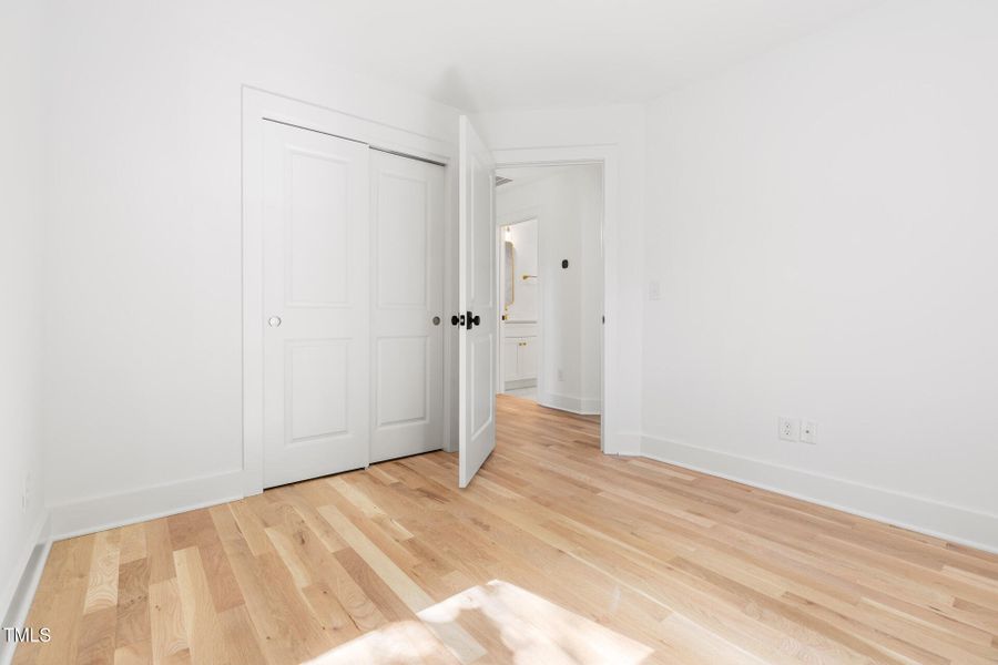 407B-Edward-28 407B-Edward-28