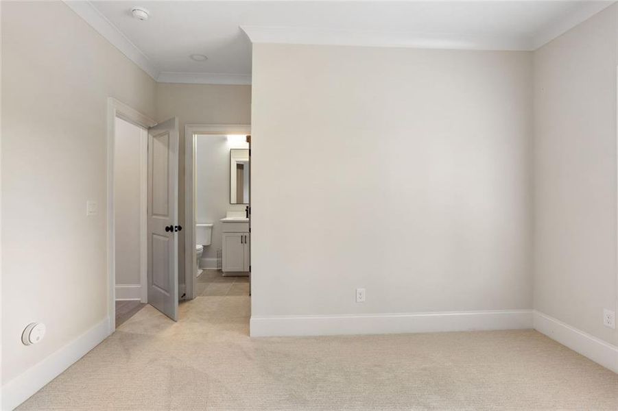 Spacious, unfurnished interior of a new home in , Marietta (Image 22).