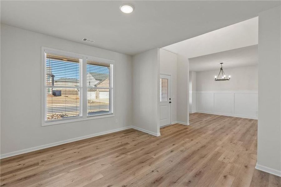 Spacious, unfurnished interior of a new home in , Auburn (Image 17).