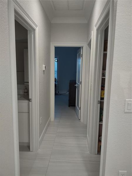 Spacious, unfurnished interior of a new home in , Port Charlotte (Image 23).