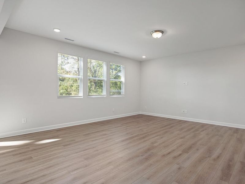 Spacious, unfurnished interior of a new home in Wellers Knoll, Lillington (Image 16).