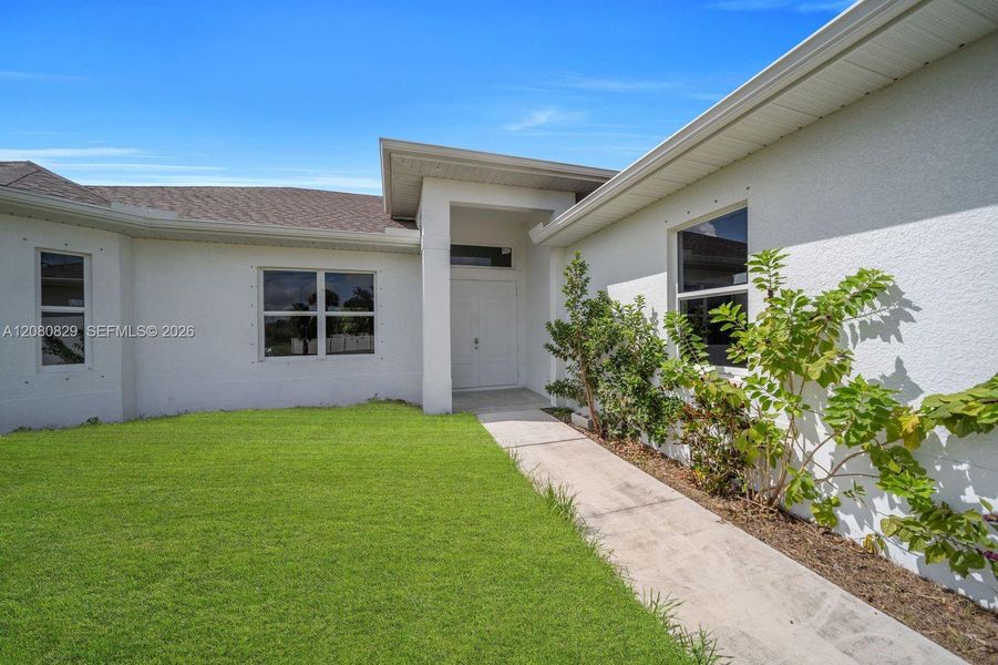 Exterior details and patio area of a home in , Lehigh Acres (Image 21).