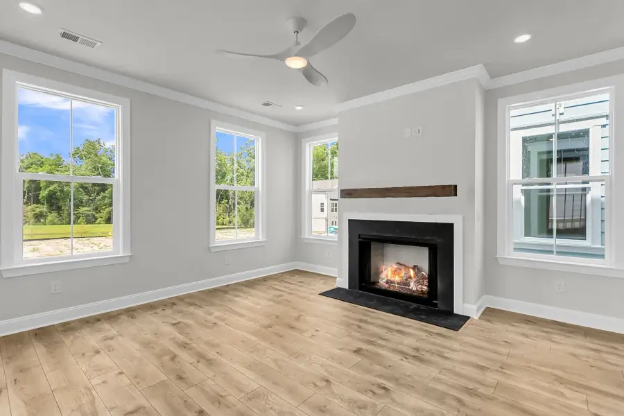 2,069sf New Home in Hanahan, SC.  - Slide 3