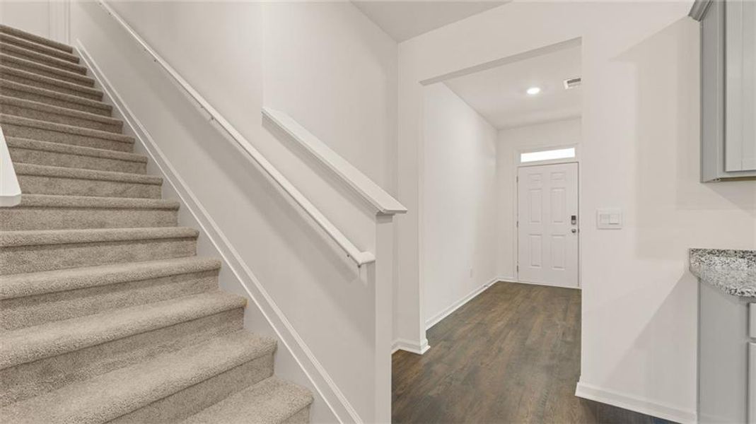 Spacious, unfurnished interior of a new home in Jackson Landing, Jefferson (Image 16).